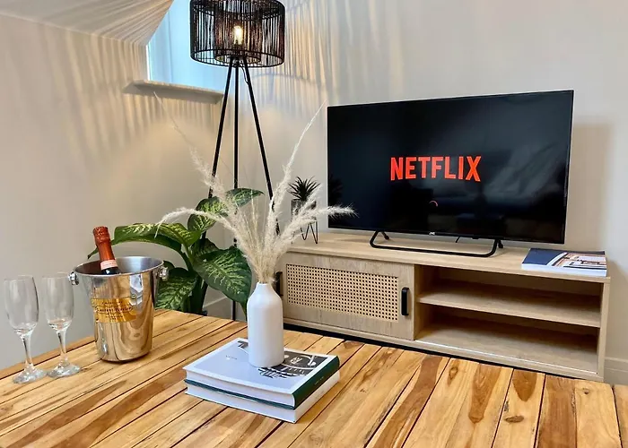 Luxury Scandi Inspired 1 Bed